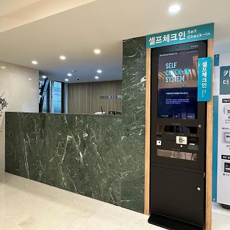 Browndot Hotel Jeonju Ajung Екстер'єр фото