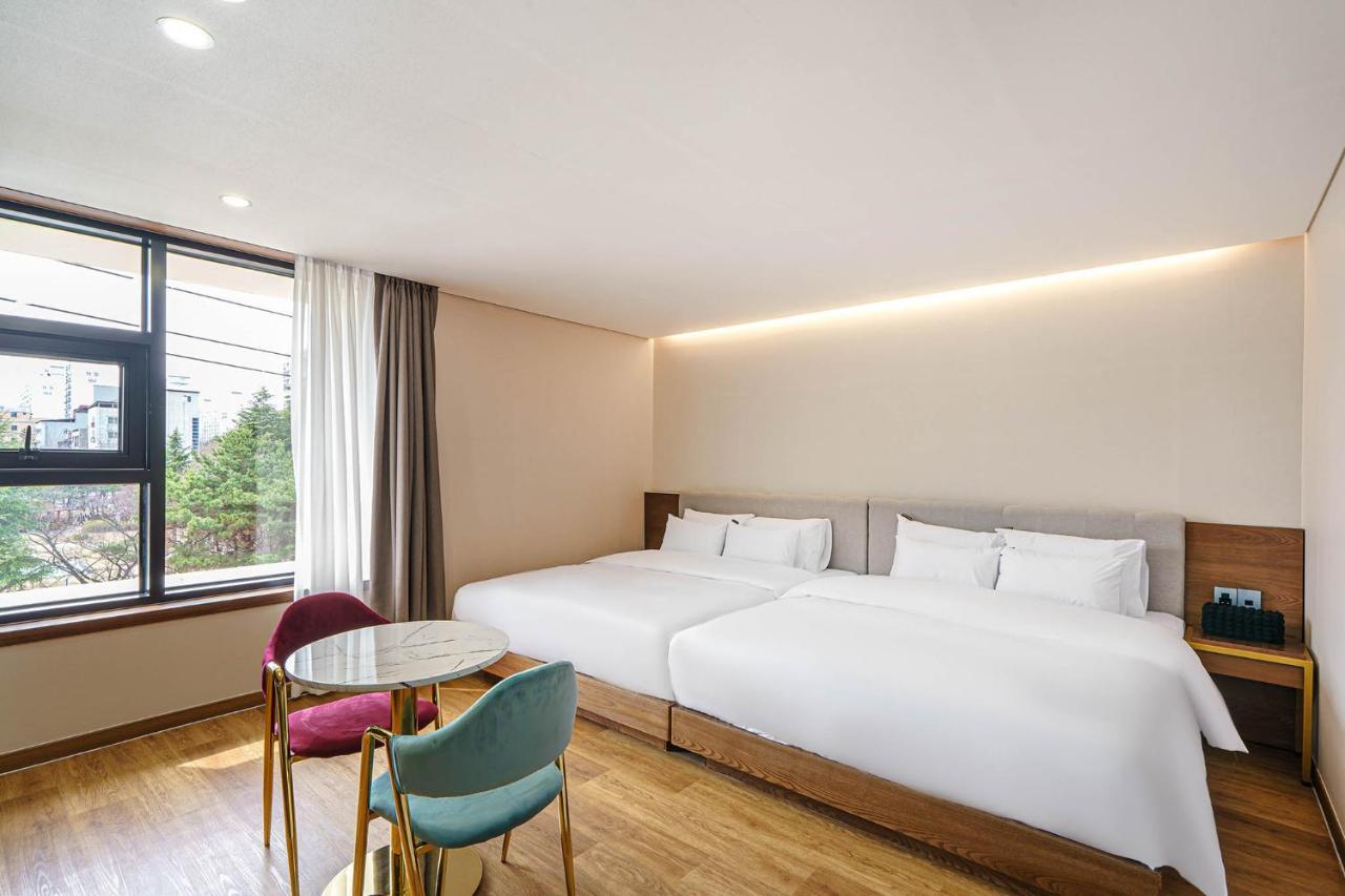 Browndot Hotel Jeonju Ajung Екстер'єр фото