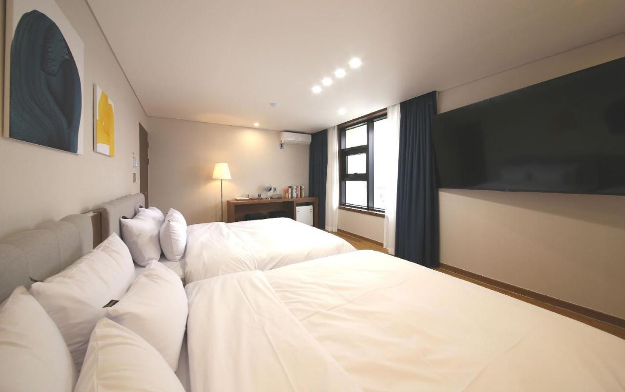 Browndot Hotel Jeonju Ajung Екстер'єр фото