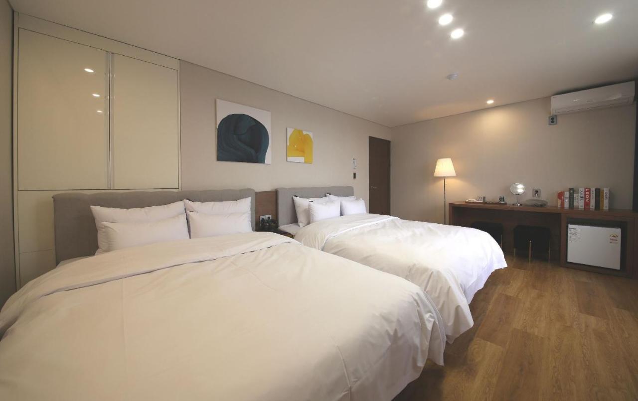 Browndot Hotel Jeonju Ajung Екстер'єр фото