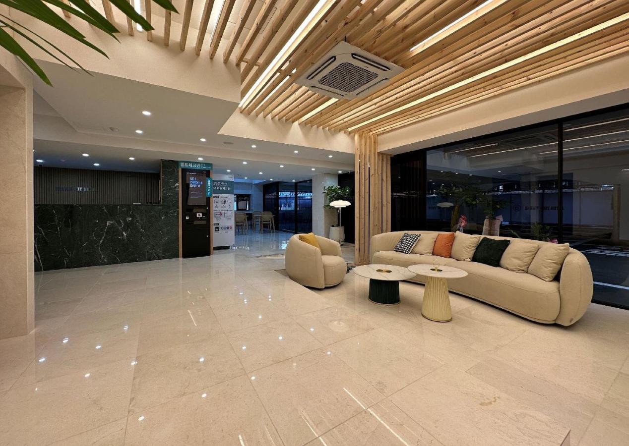 Browndot Hotel Jeonju Ajung Екстер'єр фото